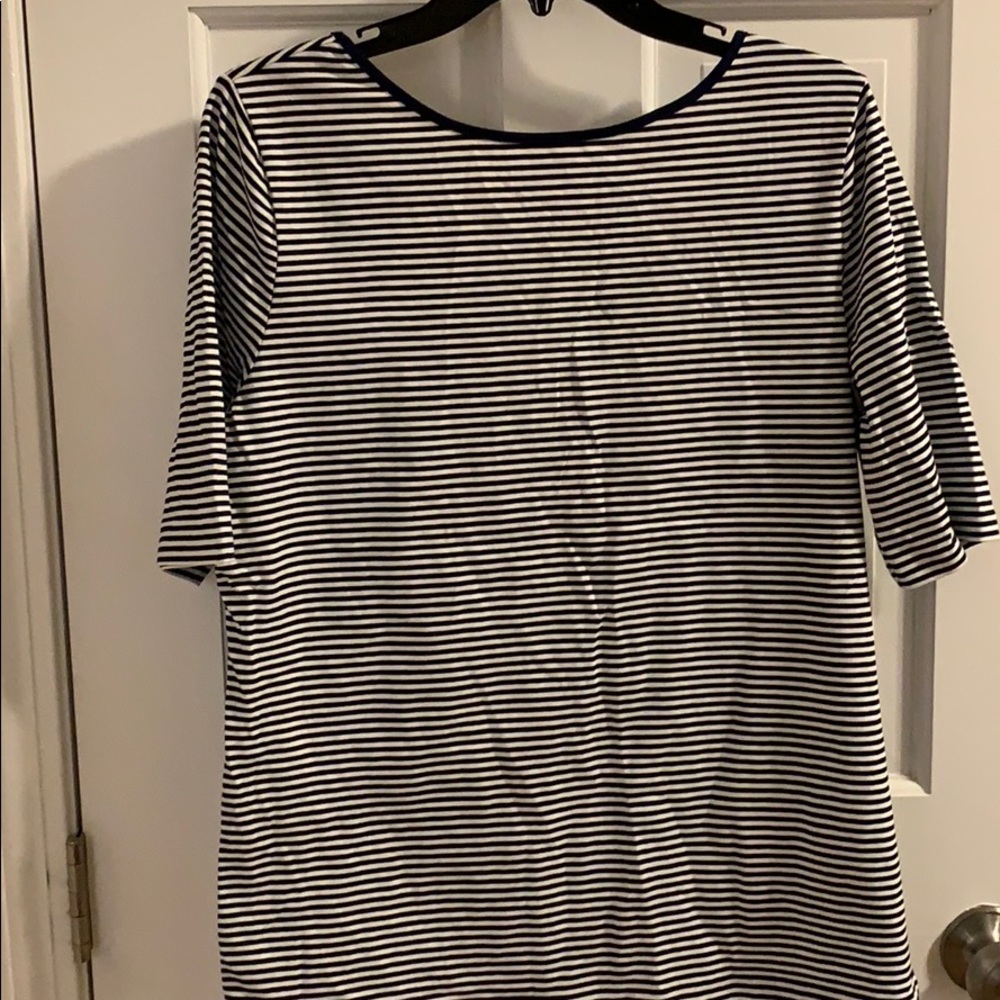 Women’s t shirt navy and white stripes